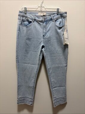 CHARLIE B Light Blue Cropped Frayed Hem Jeans
